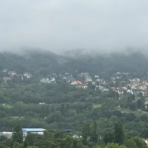 Apartman Simon, Budapest