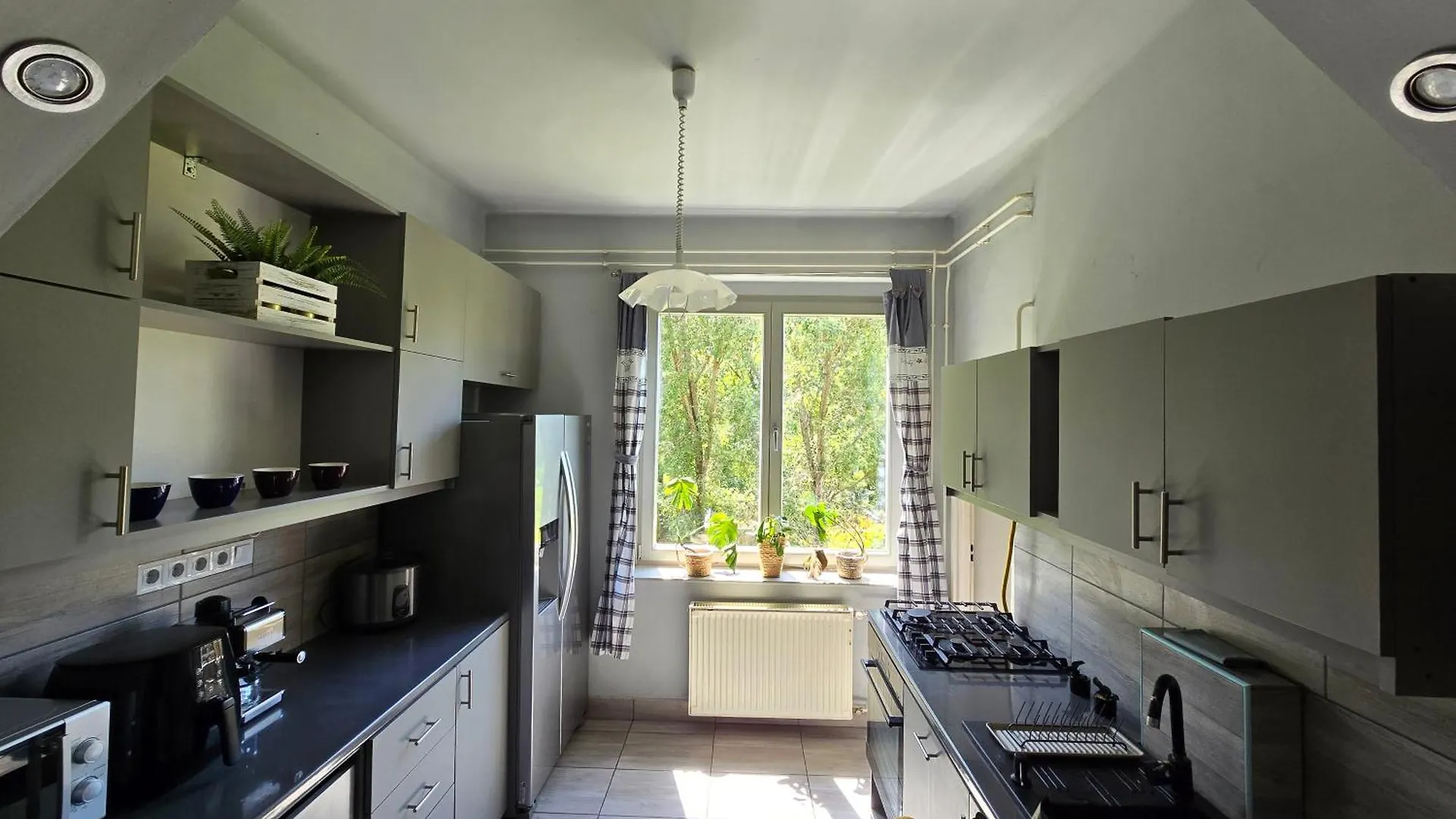 Serenity Family Apartment In Old Buda Near Tram Line Budapest